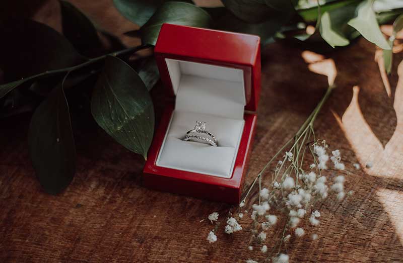 Side Hustles for Your Jewelry Business